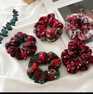Christmas Scrunchies.